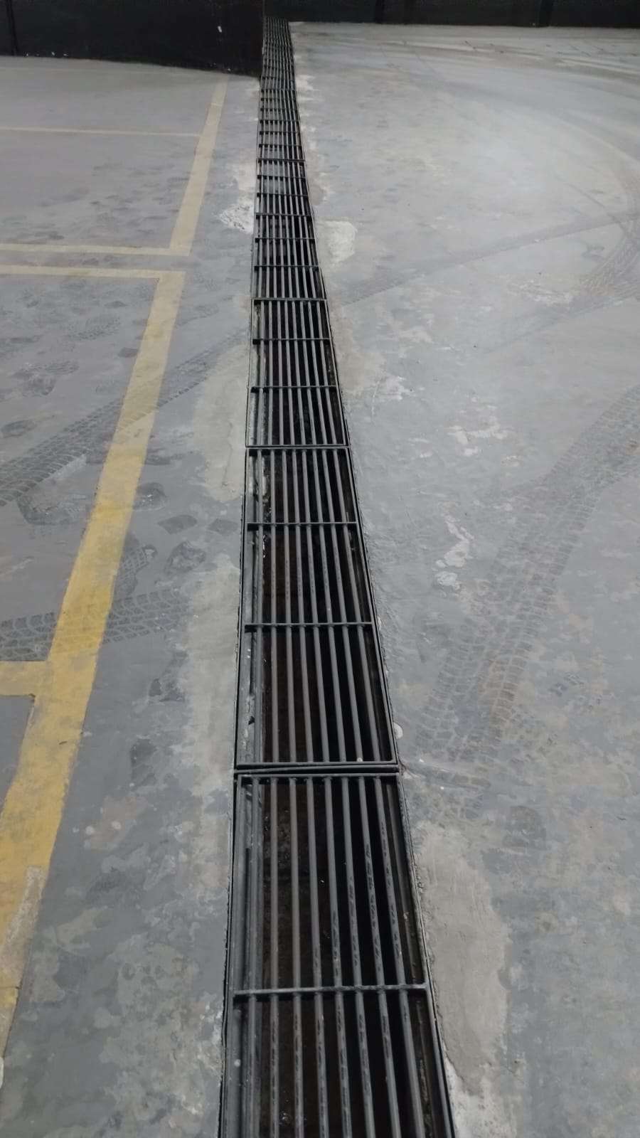 Trabalho de serralheria com foco em segurança